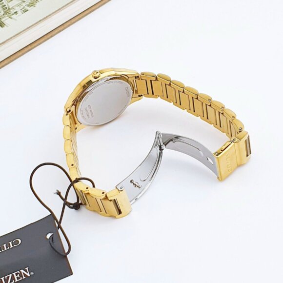 New Citizen Womens Gold 35mm Watch! WOW!